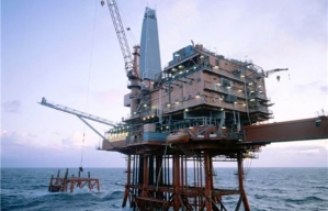 Нефтяные гиганты рекордно обогатились Нефтяные гиганты рекордно обогатились