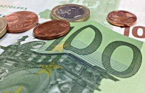 Policija kopš eiro ieviešanas izņēmusi viltotu naudu 5000 eiro vērtībā Policija kopš eiro ieviešanas izņēmusi viltotu naudu 5000 eiro vērtībā